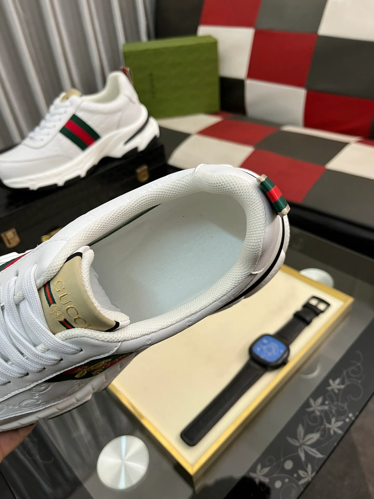 Men's Men's Shoes 💰458⌚️⌚️《Gucci*》The latest hot-selling casual shoes, top brand [seduce] luxury~purchase, top~quality. [Strong] The upper is made of imported breathable cowhide with material ➕ breathable sheepskin feet (•) and fine workmanship. Original stylish and stylish soft rubber wear-resistant and non-slip outsole, light and comfortable on the foot, size: 38-443️⃣colors available